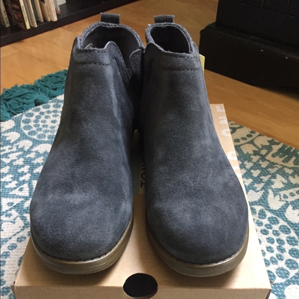 TOMS youth Deia bootie